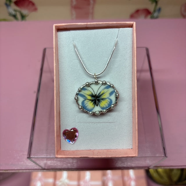 Oval butterfly Necklace