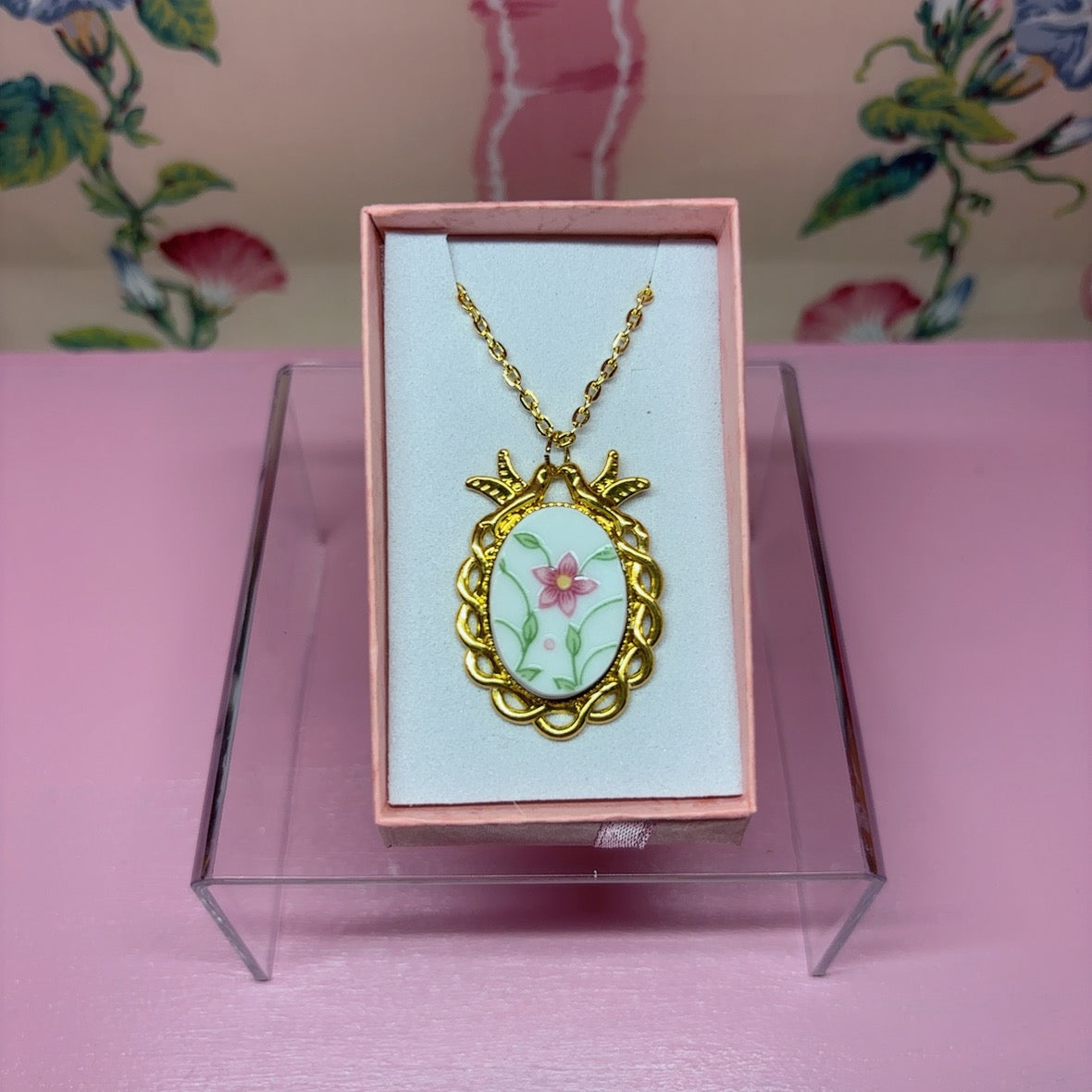Gilded Lenox Necklace