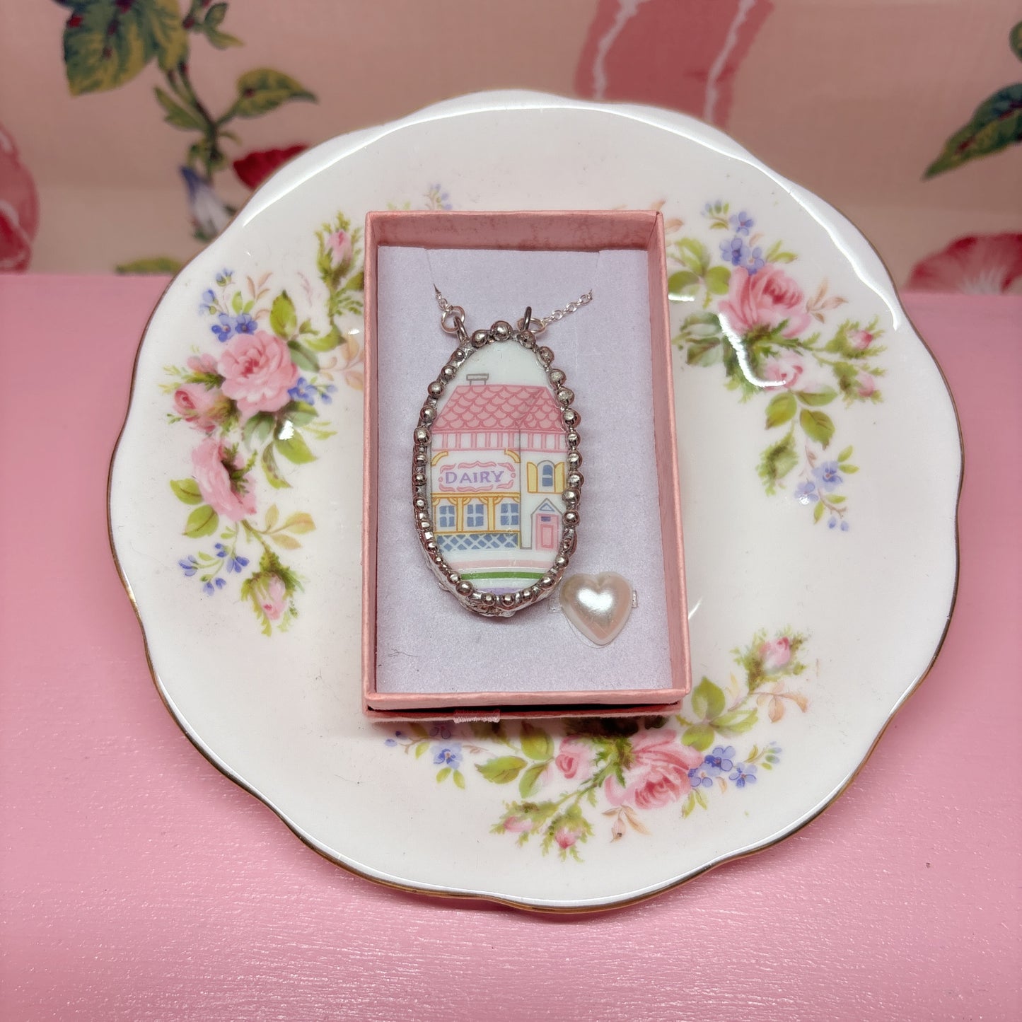Lenox Spice Village Dairy Necklace