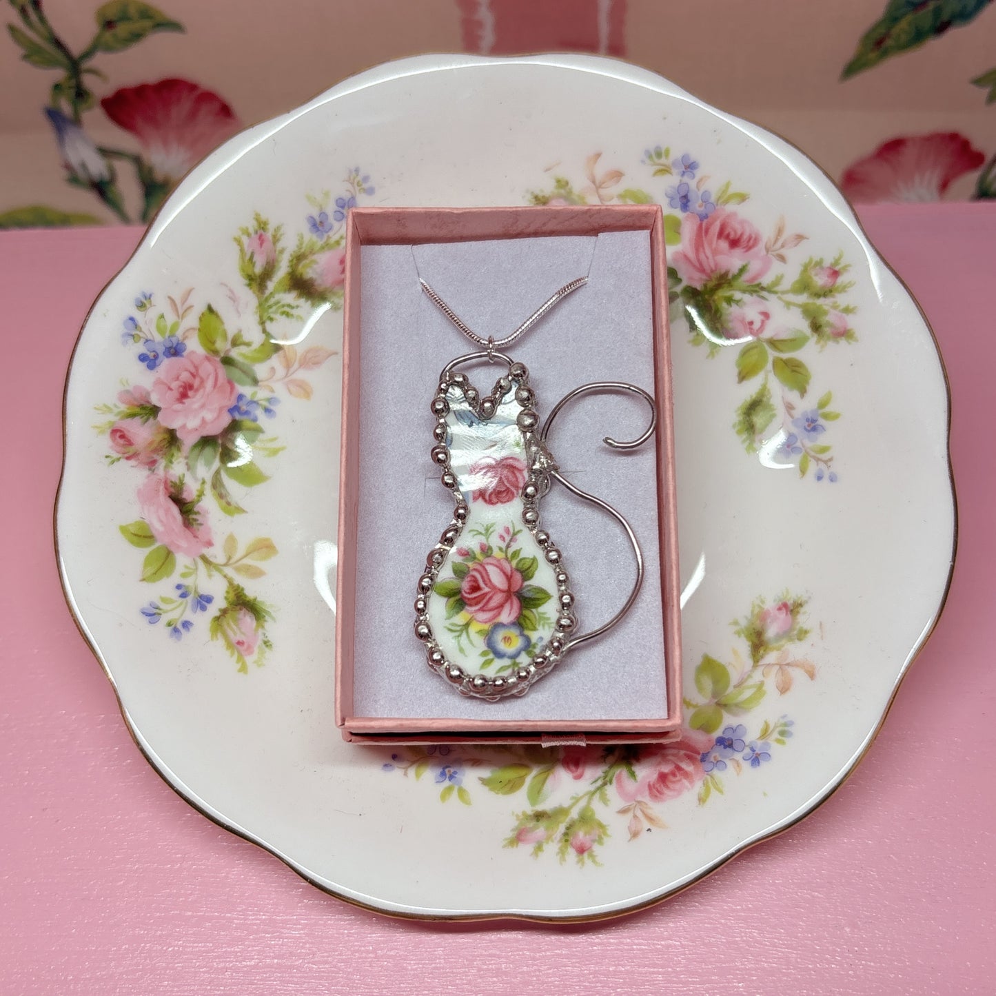Royal Rosina Kitty Necklace