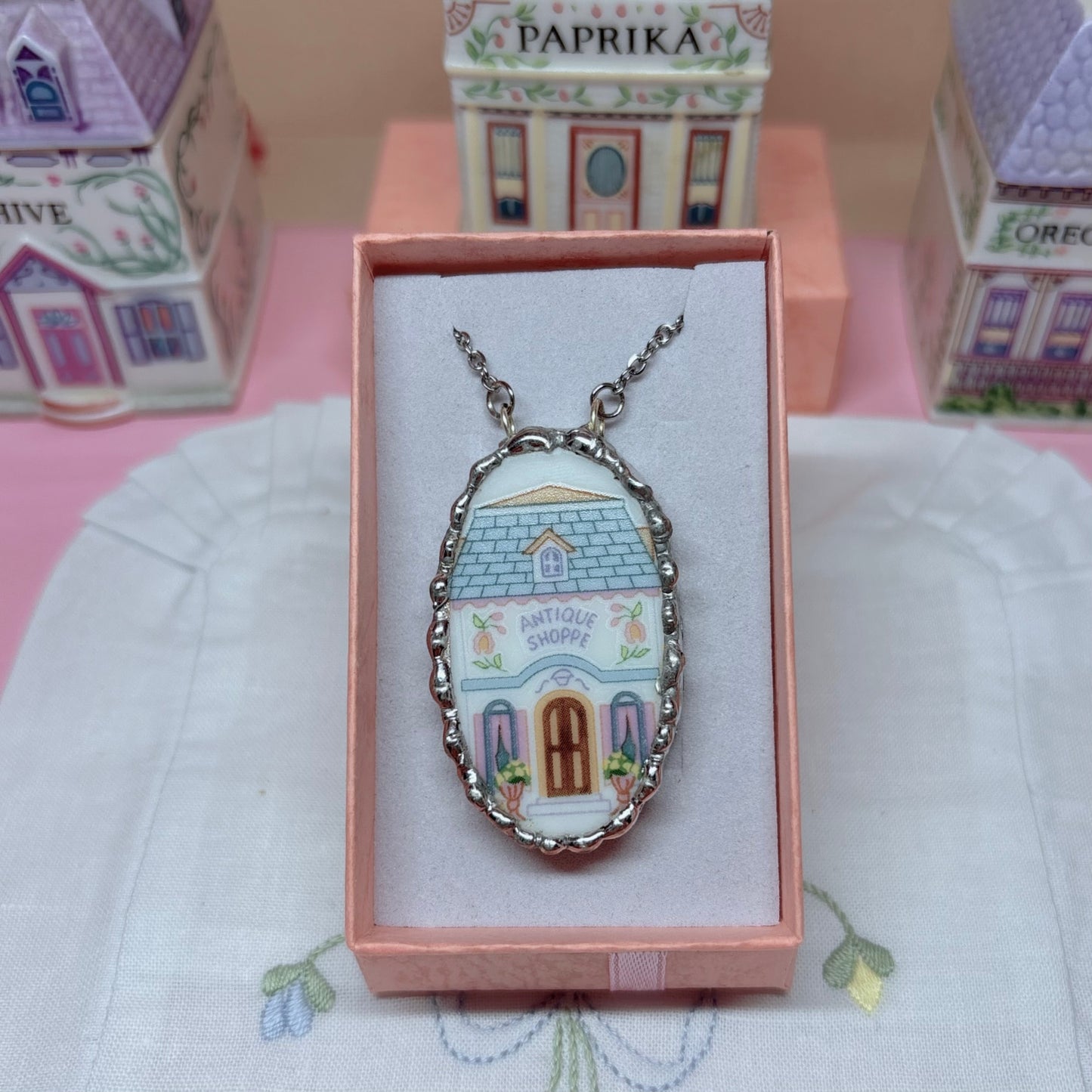 Lenox Spice Village Antique Shoppe Necklace