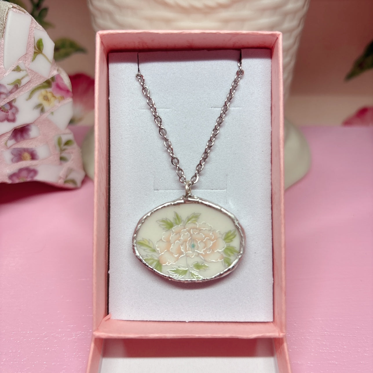 Oval Soft Camellia Necklace