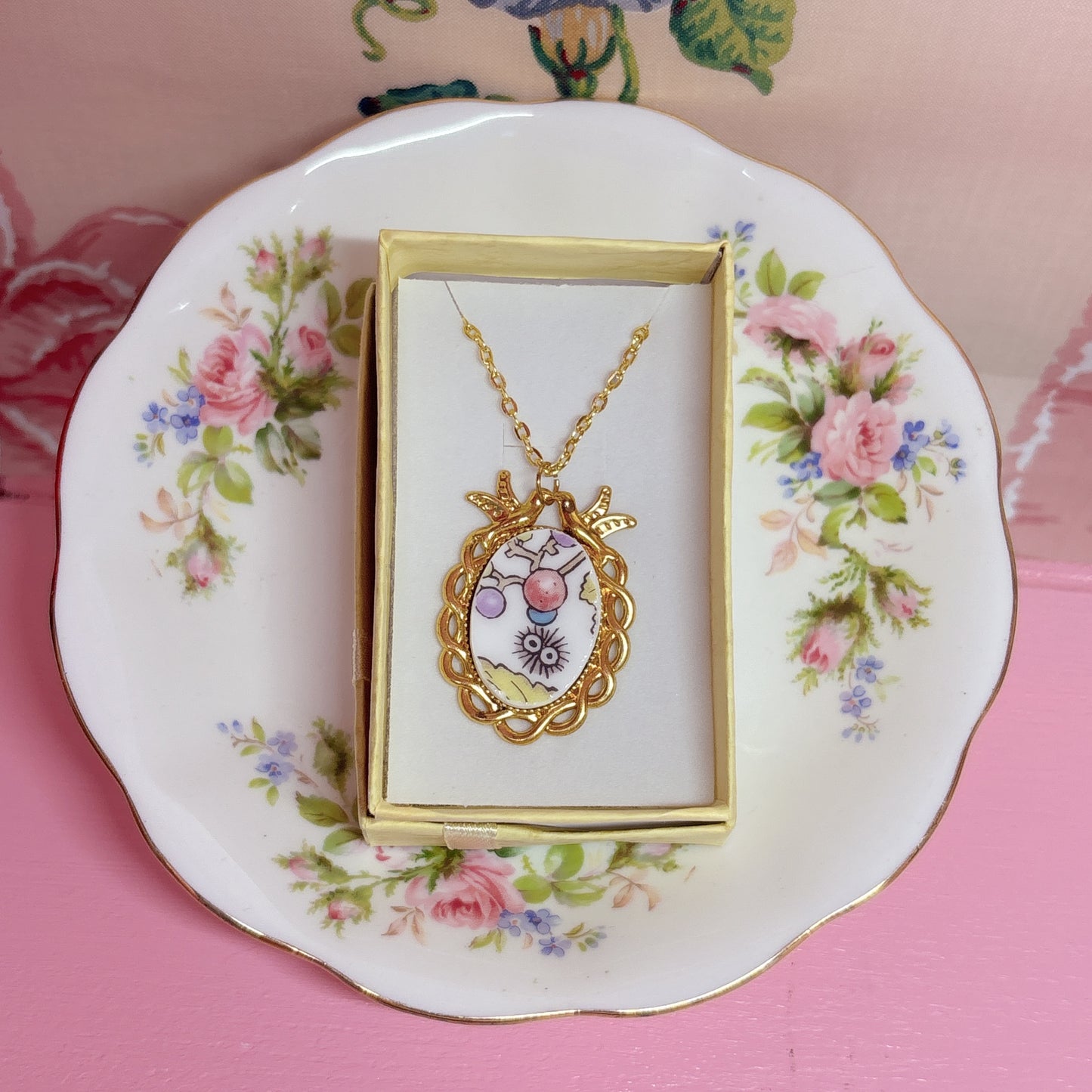 Totoro Necklace Gold