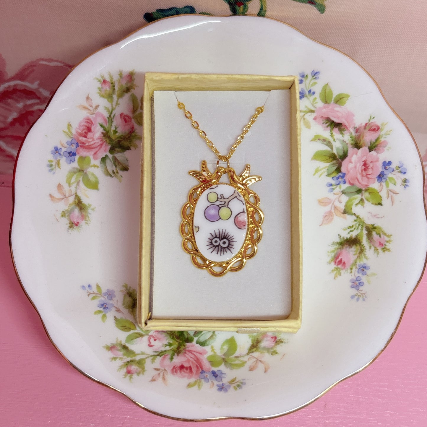 Totoro Necklace Gold