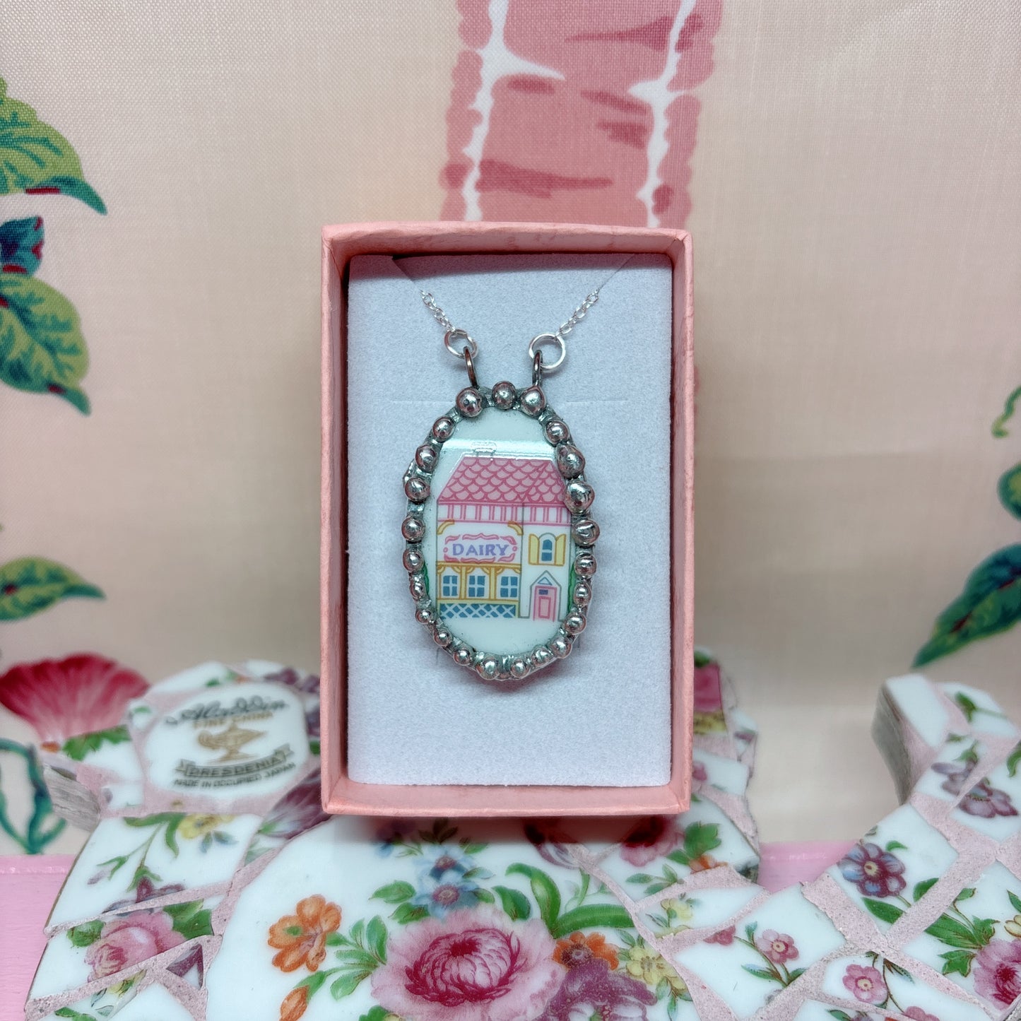 Lenox Spice Village Dairy Necklace Small