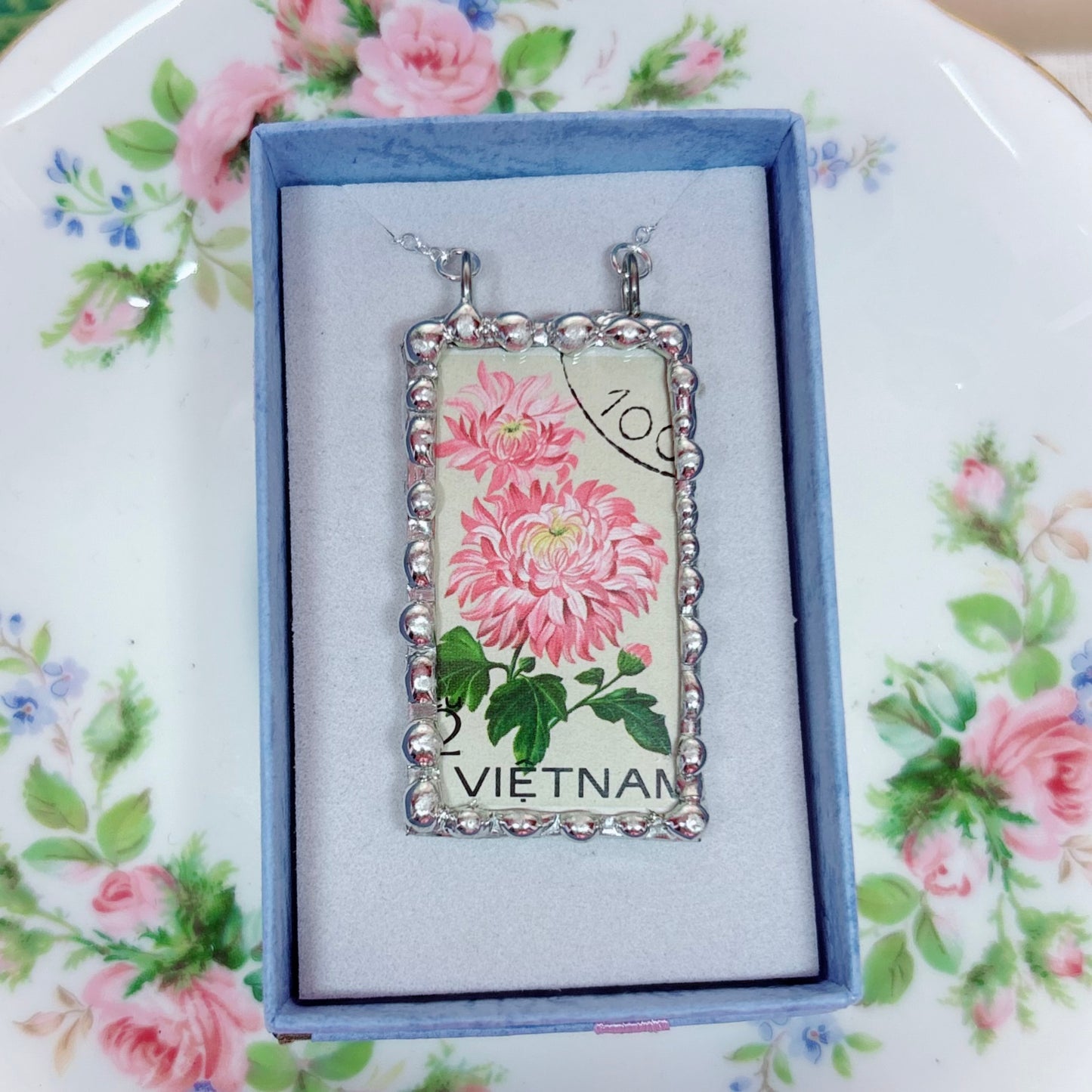 Vintage Stamp Chrysanthemum Pink