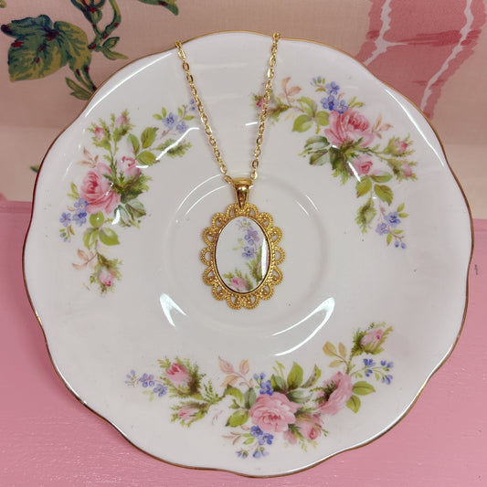 Gilded Royal Albert Necklace