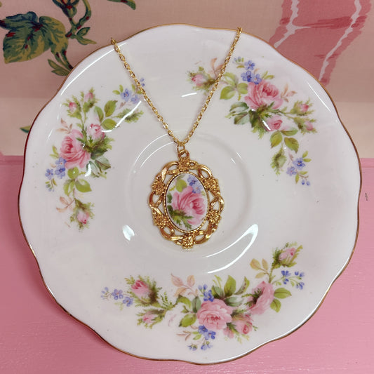 Gilded Royal Albert Necklace