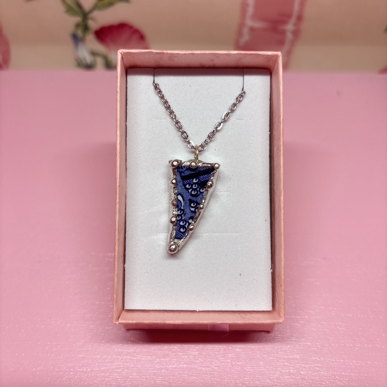 Dainty Organic Shaped Blue Willow Necklace