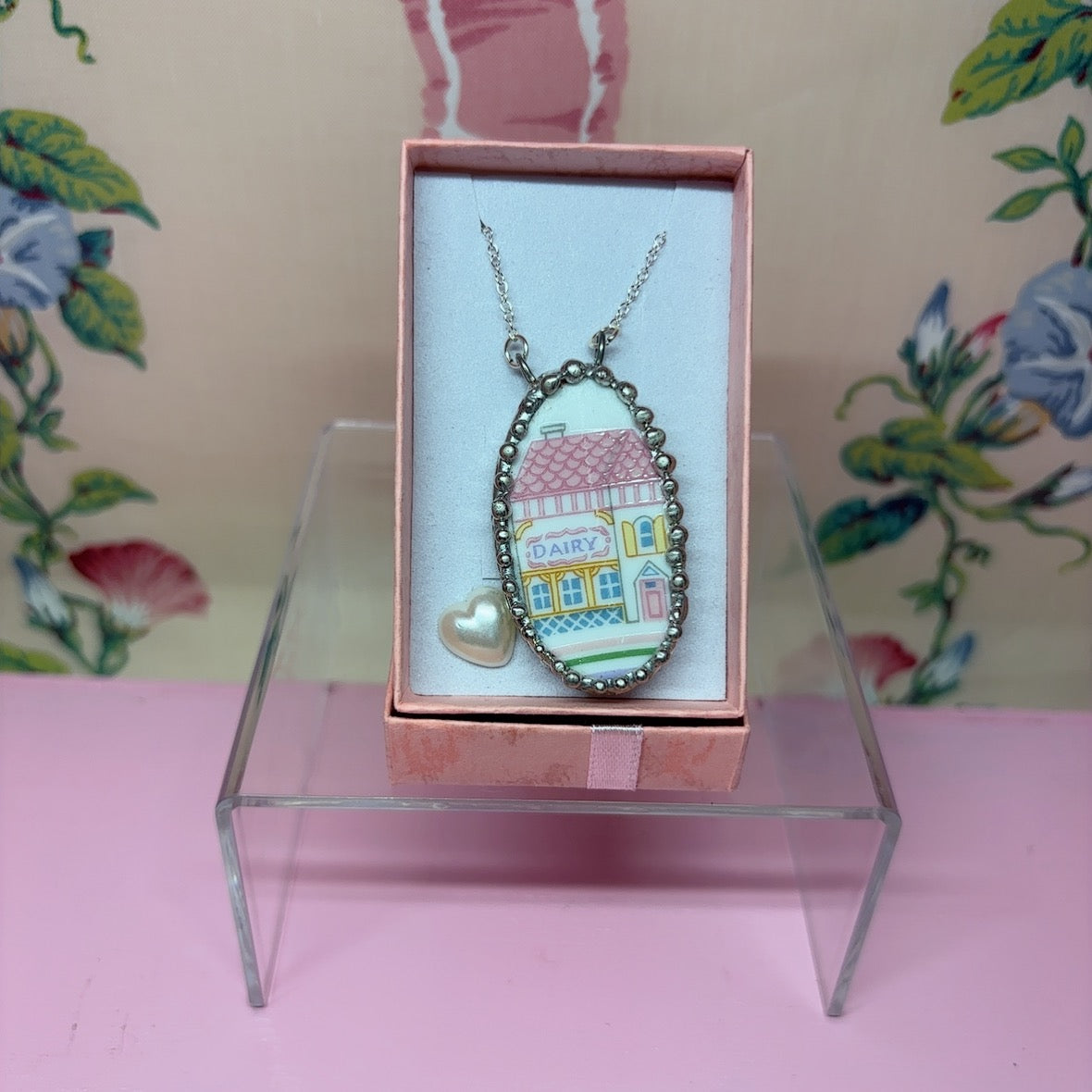 Lenox Spice Village Dairy Necklace
