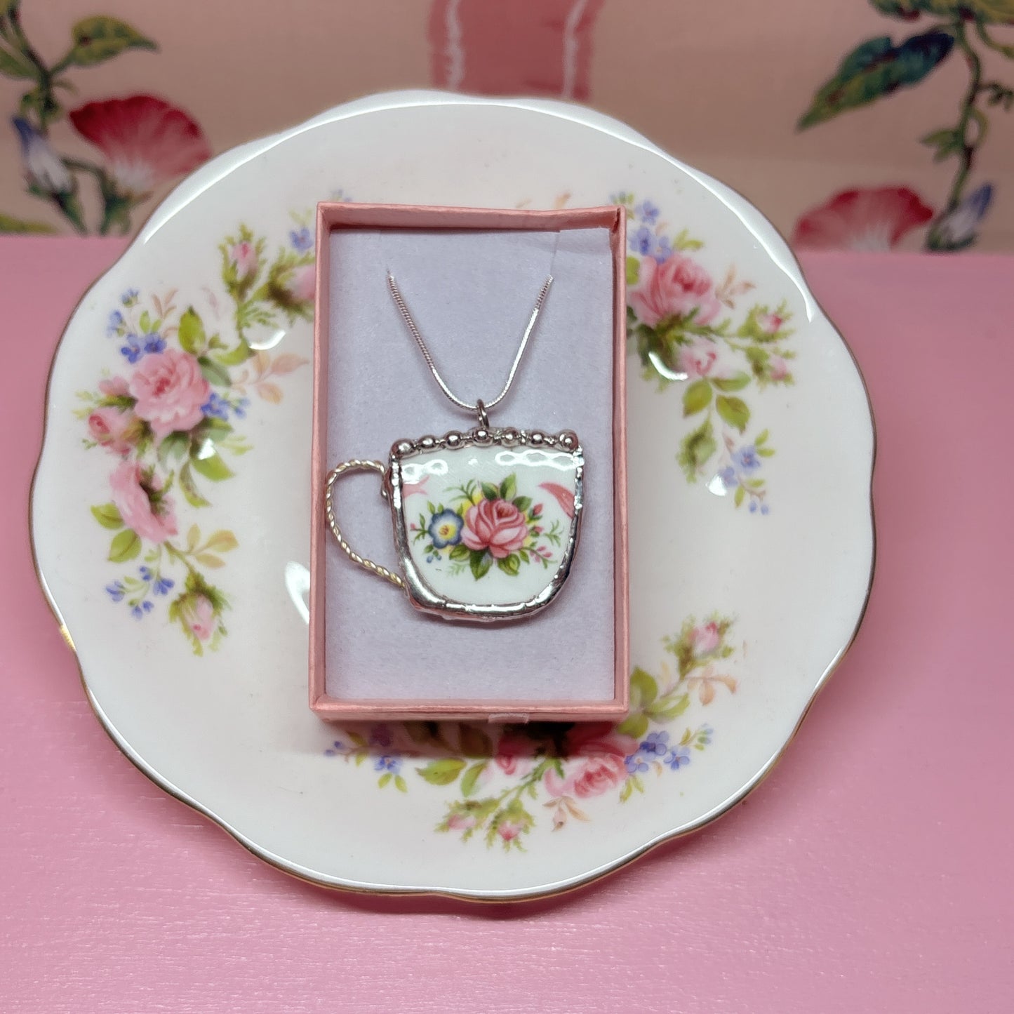Royal Rosina Teacup Necklace