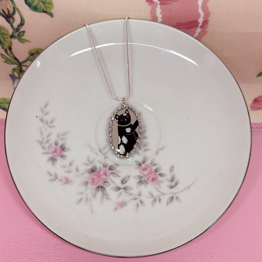 Stylized Kitty Necklace