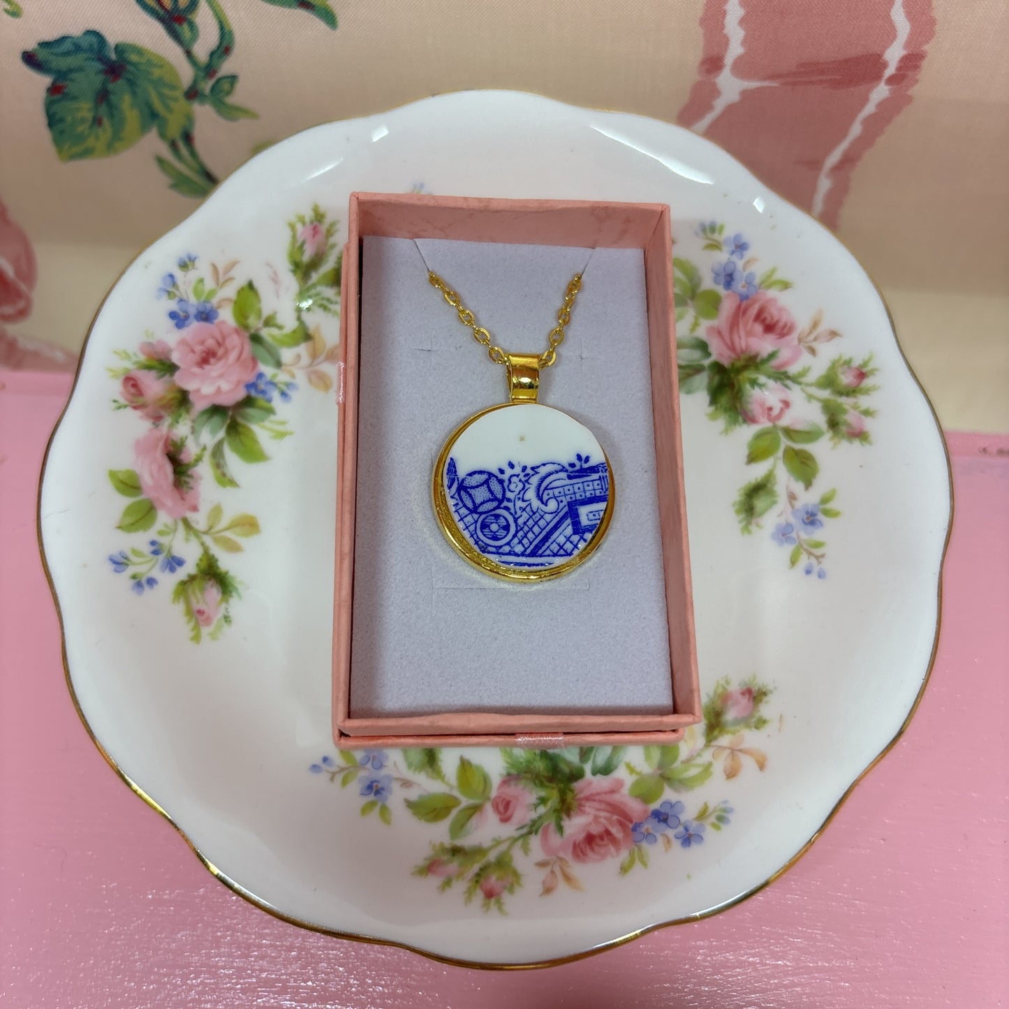 Gilded Blue Willow Necklace