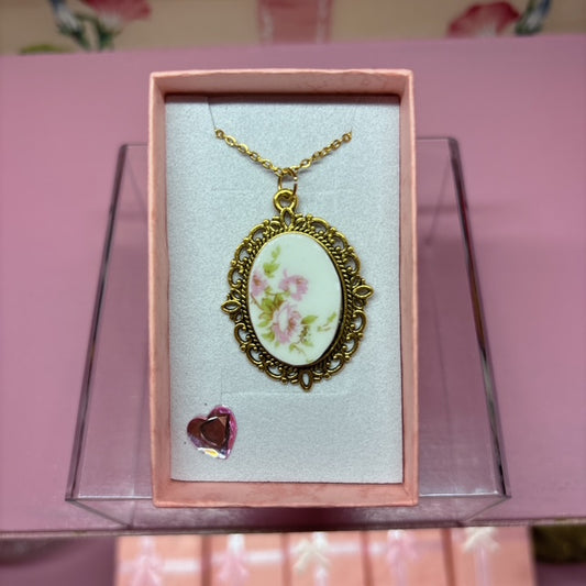 Gilded Filigree Style Bouquet Necklace