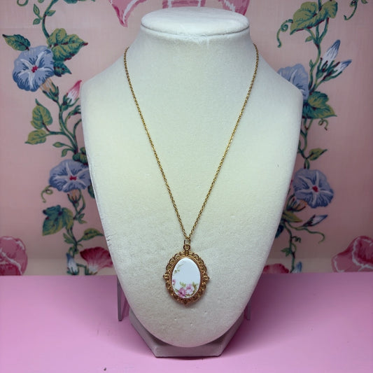 Gilded Filigree Style Bouquet Necklace