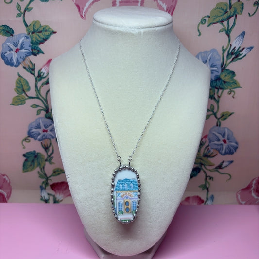 Lenox Spice Village Bakery Necklace