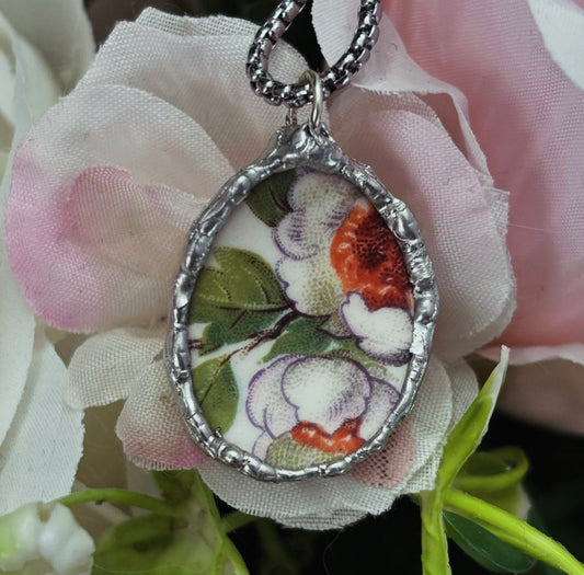 Oval White Knock Out Rose Necklace