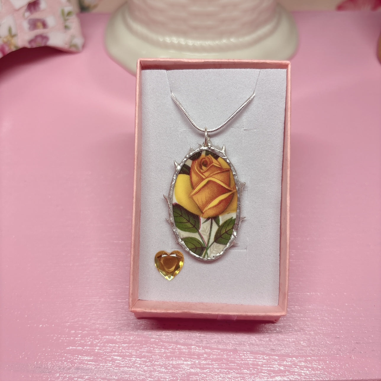 Oval Sharp Thorn Rose Necklace