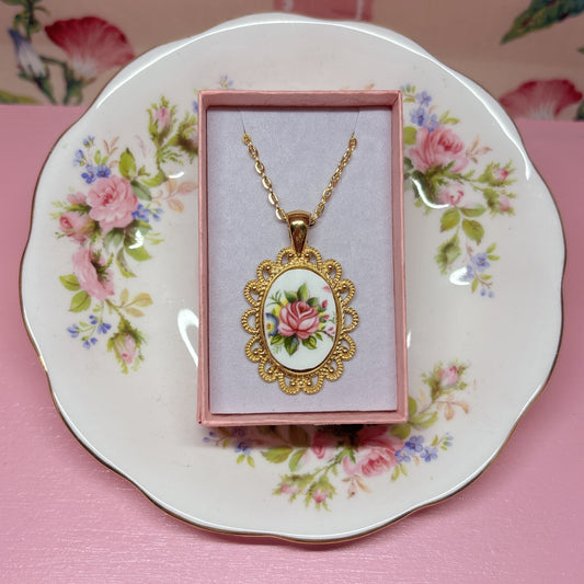 Gilded Royal Rosina Necklace