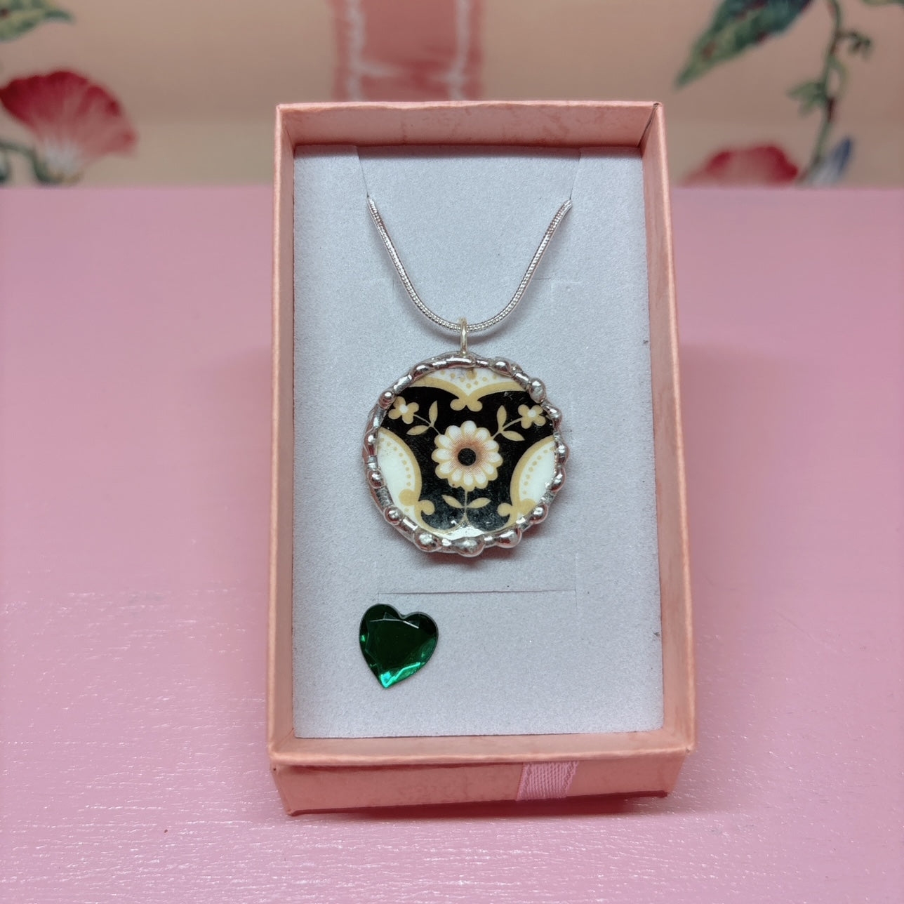 Round Art Deco Necklace