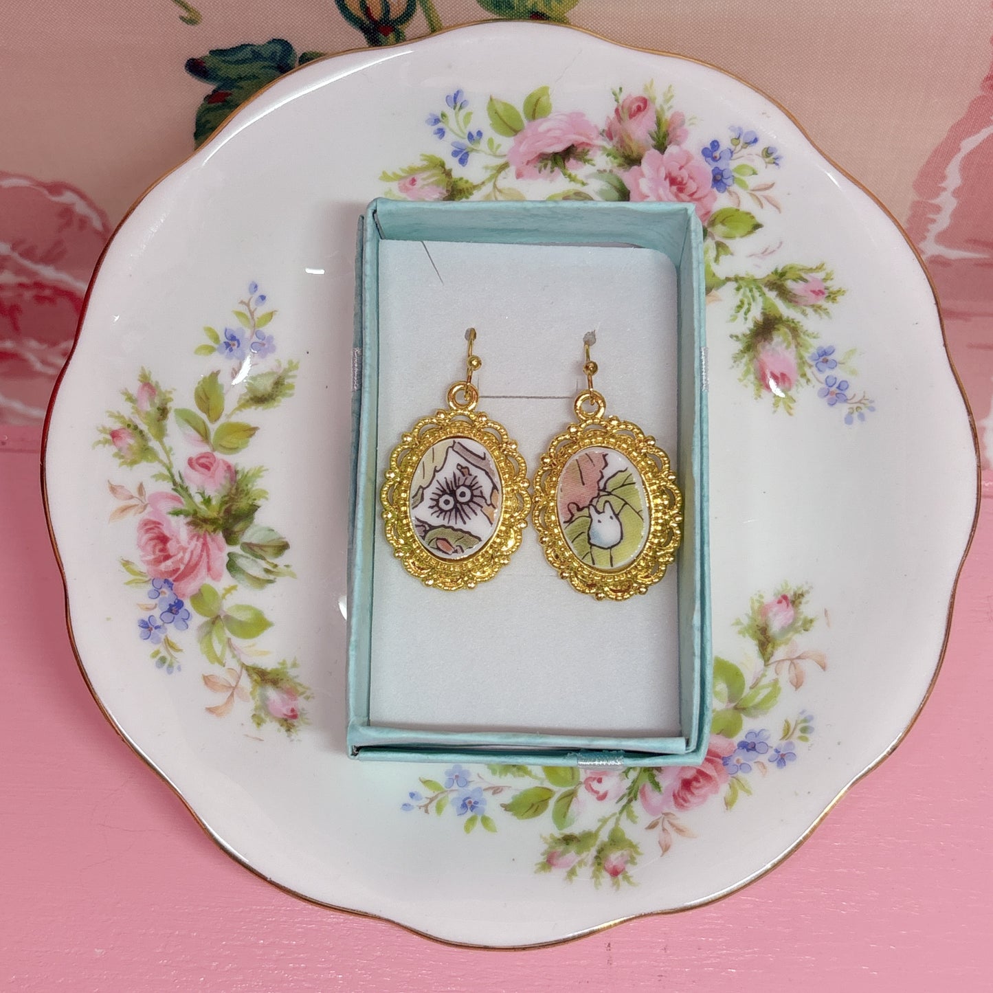 Totoro Earrings Gold