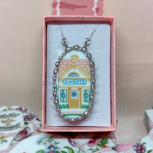 Lenox Spice Village Sweets Necklace