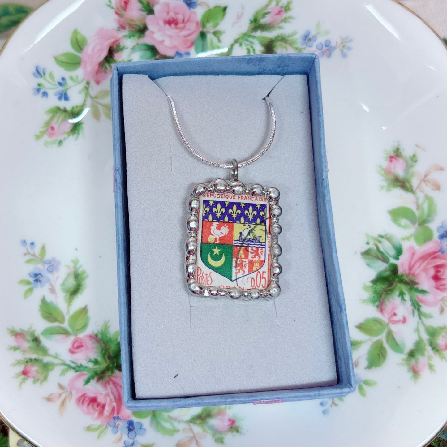 Vintage Stamp French Coat of Arms