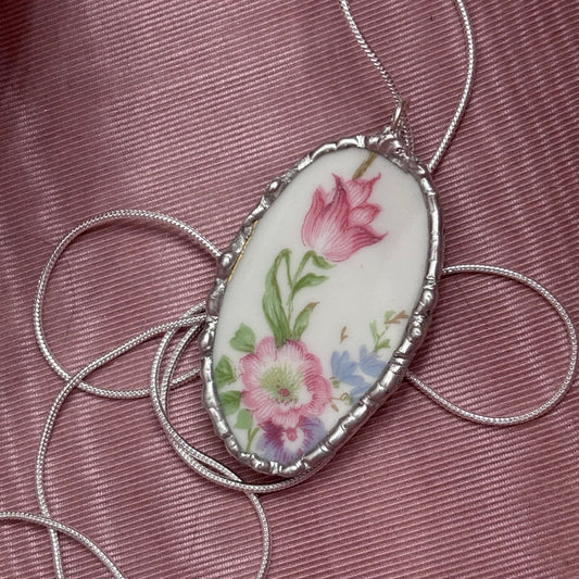 Oval Bouquet Necklace